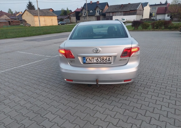 Toyota Avensis cena 22900 przebieg: 216000, rok produkcji 2009 z Busko-Zdrój małe 56